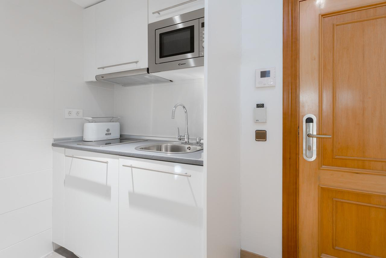Bedroom 5, Edificio Leganitos, Madrid