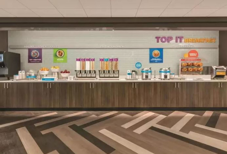 Public Area 2, Tru By Hilton Charlotte Ayrsley Nc, Mecklenburg