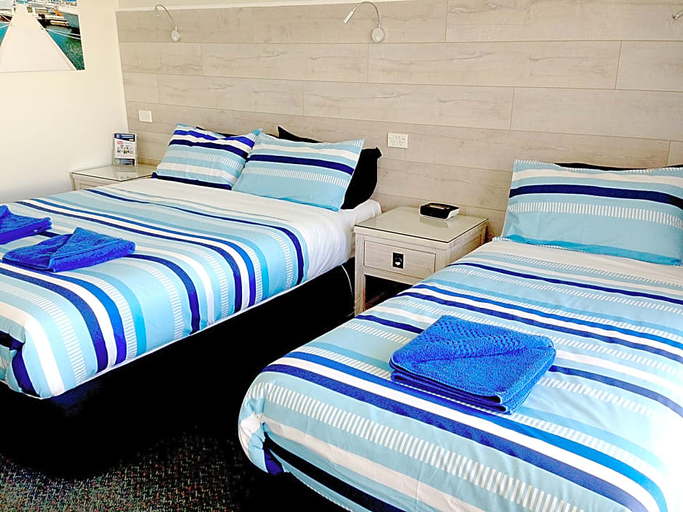 Bedroom 4, Apollo Bay Waterfront Motor Inn, Colac-Otway - South