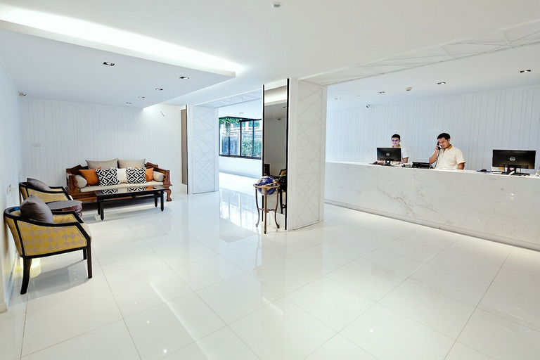 Public Area 3, THREE Sukhumvit Hotel, Wattana