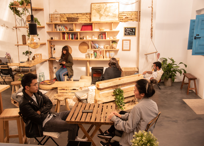 Public Area 2, Cantagua Hostel, Valencia