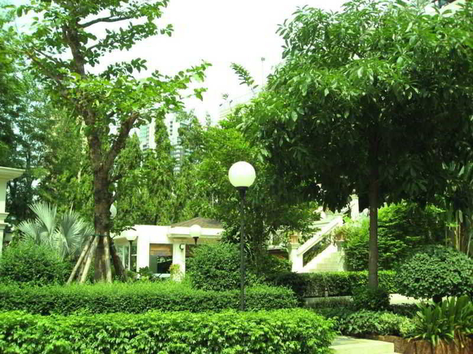Exterior & Views 2, Ariston Hotel, Khlong Toey