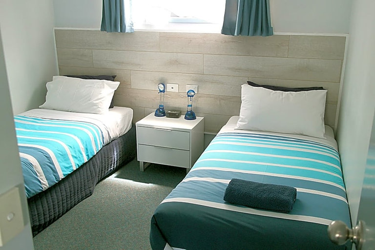 Bedroom 3, Apollo Bay Waterfront Motor Inn, Colac-Otway - South