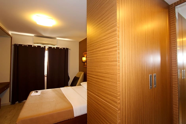 Honey Lodge, Pattaya