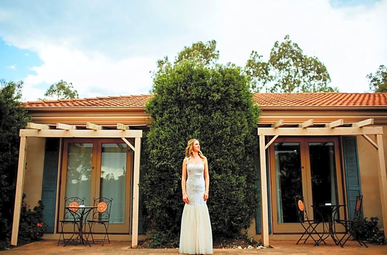 Exterior & Views 2, Estate Tuscany, Singleton