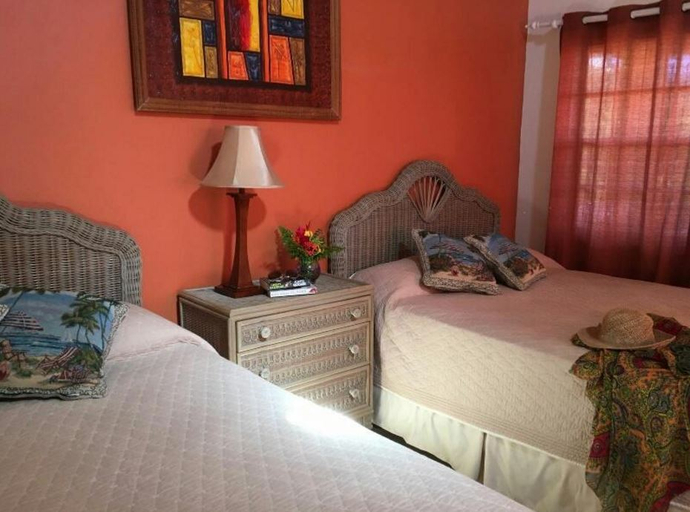 Bedroom 3, Paradise Beach Hotel