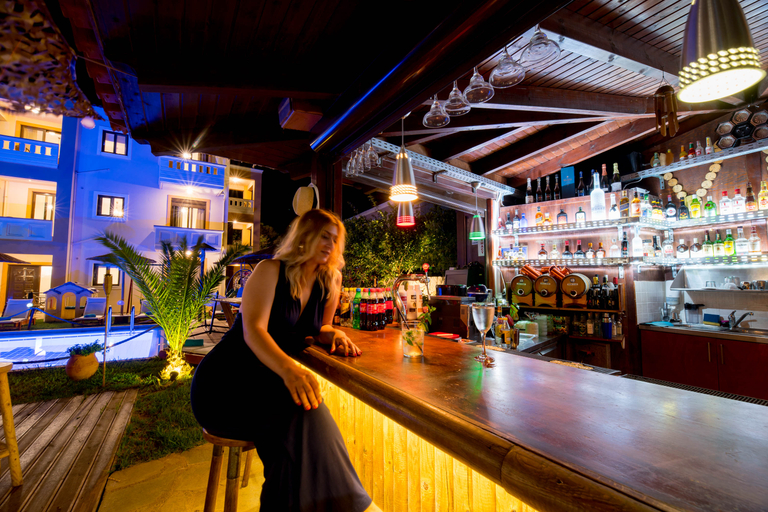 Food & Drinks 4, Garden Blue By Greoudis, Crete