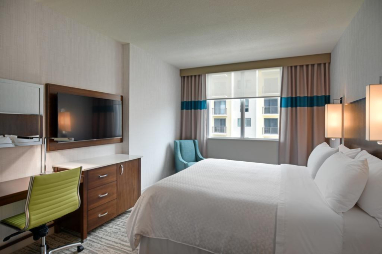 Bedroom 3, Four Points by Sheraton Coral Gables, Miami-Dade