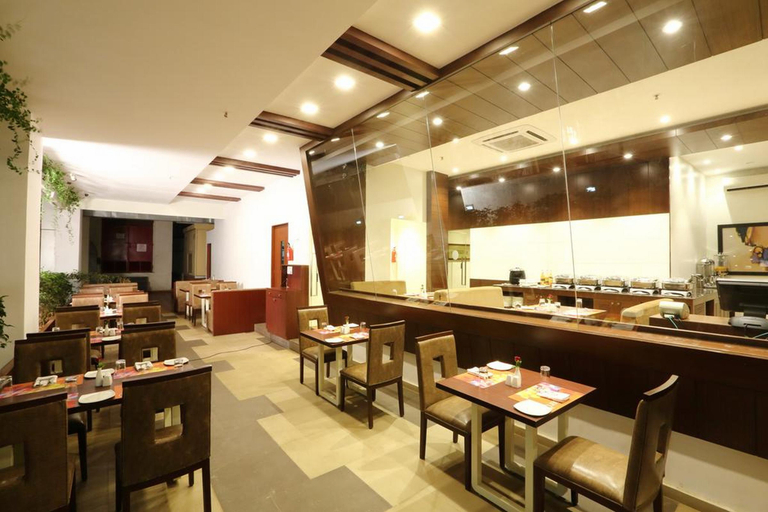 Food & Drinks 5, Siesta Andheri, Mumbai Suburban