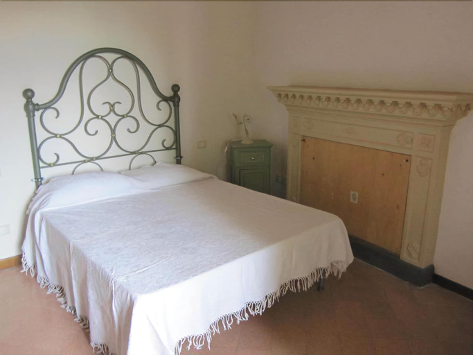Bedroom 2, B&B Al Borgo, Perugia