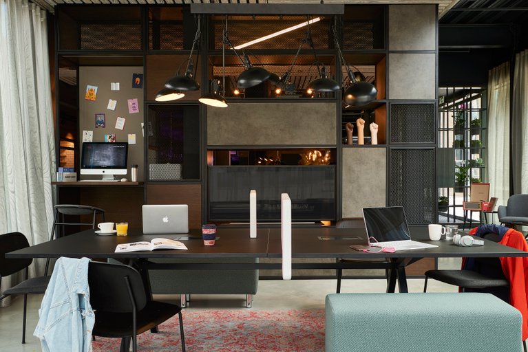 Public Area 3, Moxy York, York