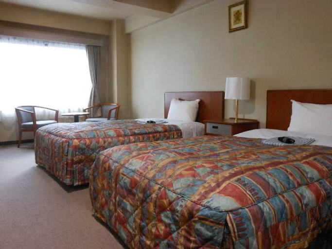 Bedroom 4, Hotel New Tohoku, Taitō