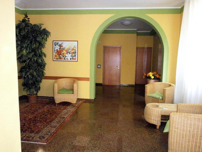 Public Area 5, Residence Carioca, Rimini