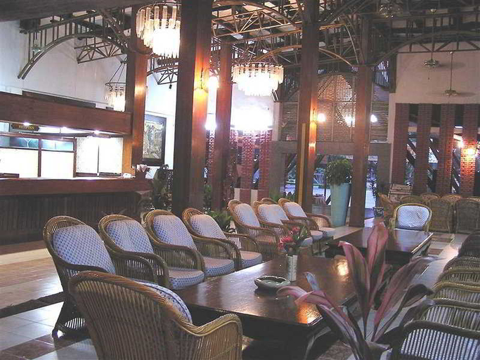 Food & Drinks, River Kwai Village Hotel (Jungle Resort), Sai Yok