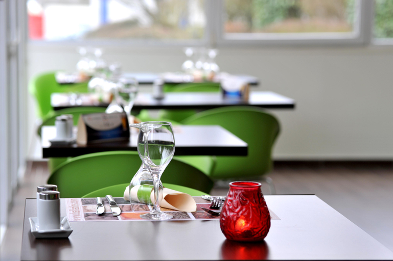 Food & Drinks 3, Trappes Balladins Hotel, Yvelines