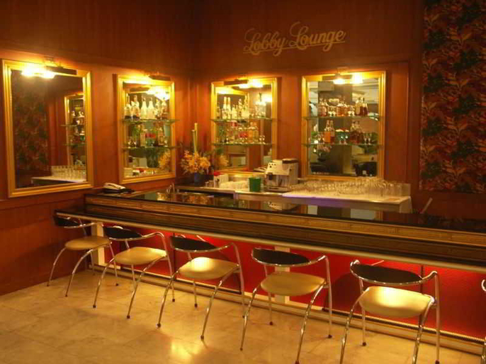 Food & Drinks 5, Ariston Hotel, Khlong Toey