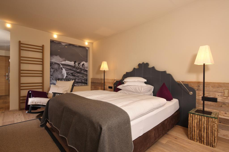 Bedroom 3, Bergland, Imst