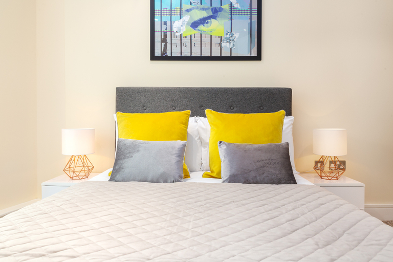 Bedroom 3, Lanterns Court Serviced Apartments by TheSqua.re, London