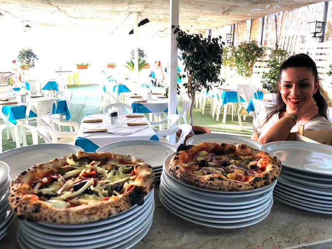 Food & Drinks 4, Case Playa Parking Area With large terrace Confort, Palermo