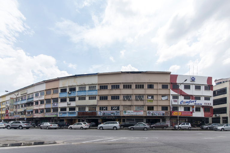 Exterior & Views 2, Super OYO 473 Comfort Hotel 2, Klang
