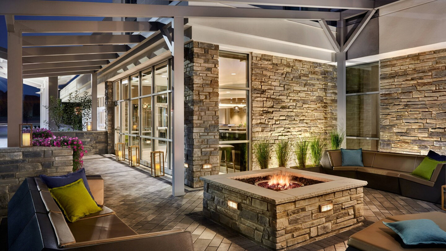 Public Area 2, SpringHill Suites by Marriott Cleveland Independence, Cuyahoga
