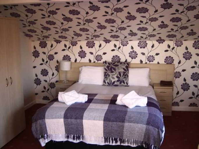 Bedroom 3, The Arncliffe Hotel, Blackpool