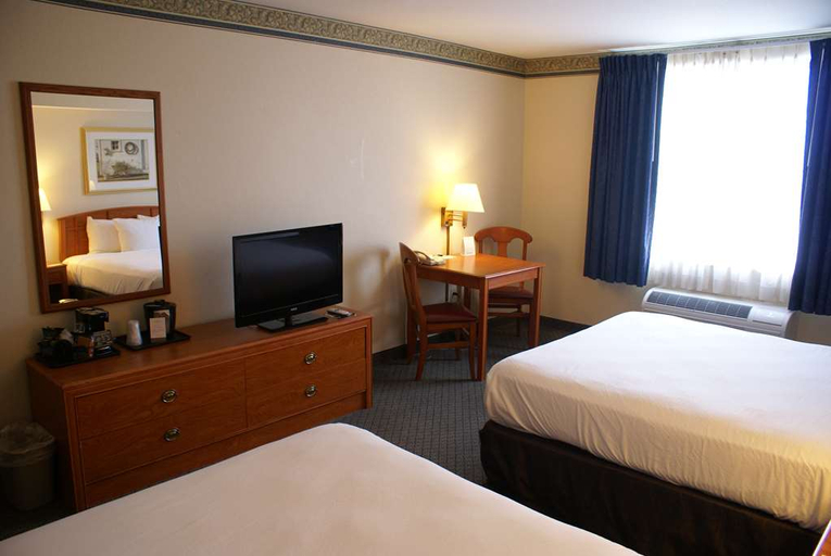 Bedroom 3, Country Inn Suites By Radisson Lansing Mi, Eaton