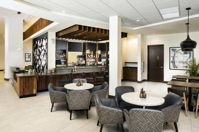Food & Drinks 5, Hyatt Place Sumter/Downtown , Sumter