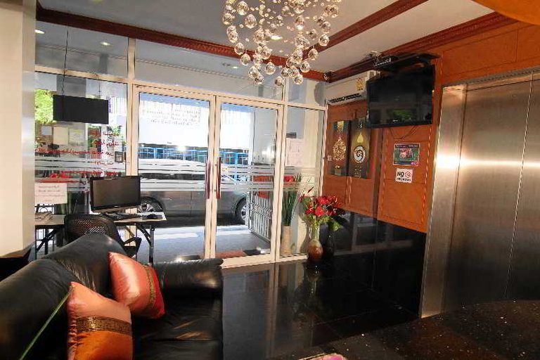 Public Area 2, Sky Suites, Wattana