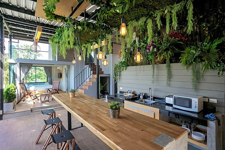 Food & Drinks 5, Nest by Sangob, Huai Kwang