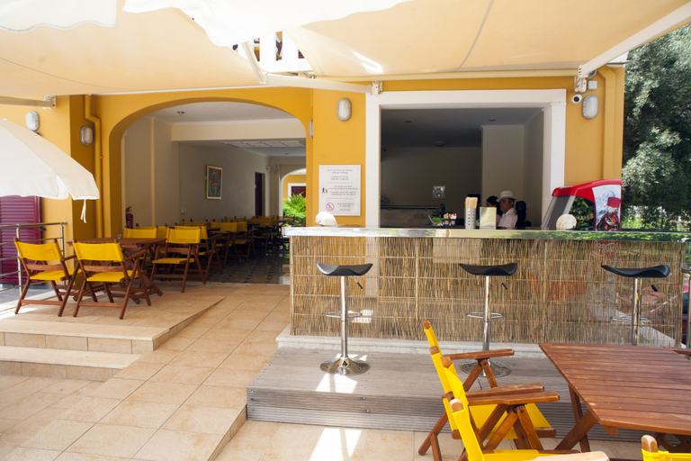 Food & Drinks 3, Summertime Inn, Ionian Islands
