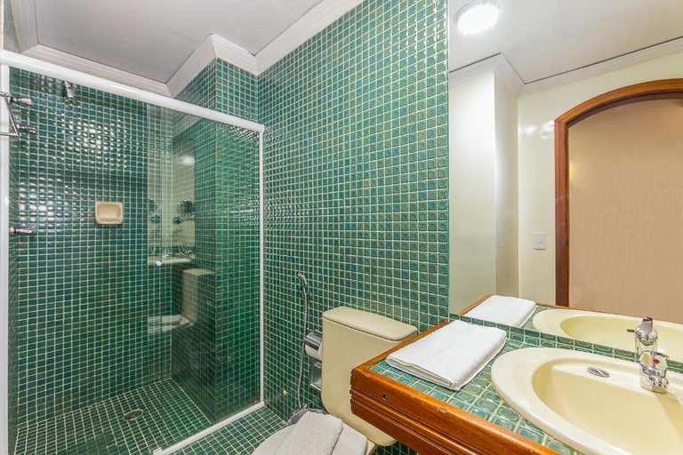 Bathroom, Hotel Euro Suite Campos do Jordao, Campo Limpo Paulista