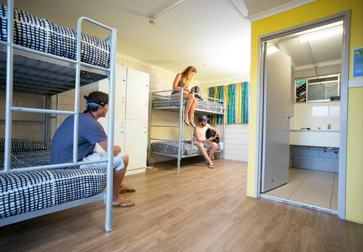 Bedroom 3, Airlie Beach YHA, Whitsunday