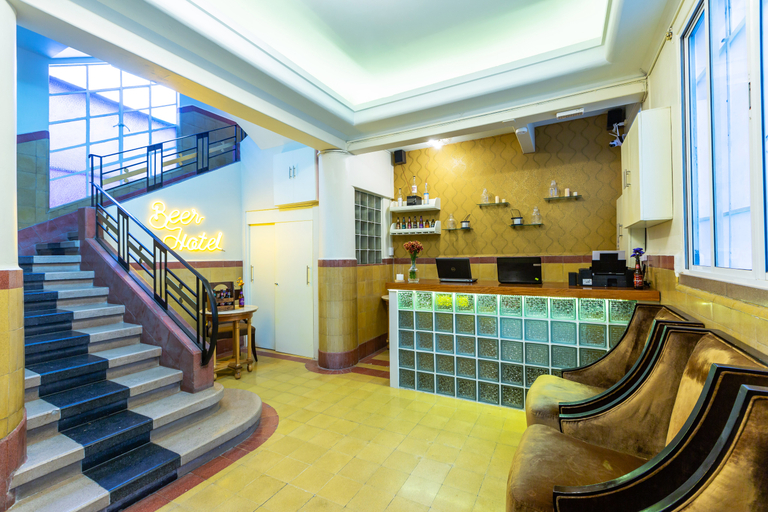 Public Area 3, Mala Vecindad Beer Hotel, Mexico City