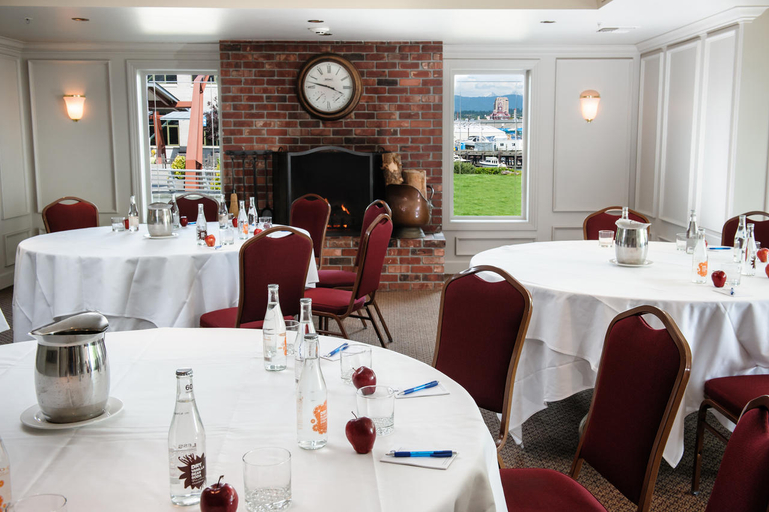 Food & Drinks 5, Hotel Bellwether on Bellingham Bay, Whatcom