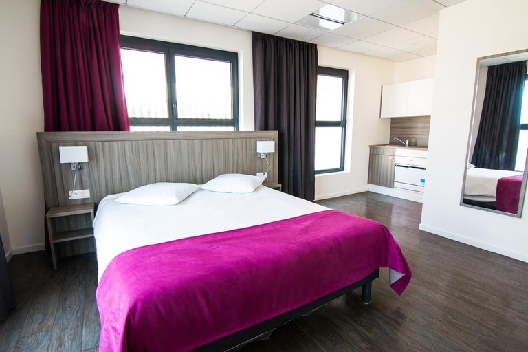 Bedroom 8