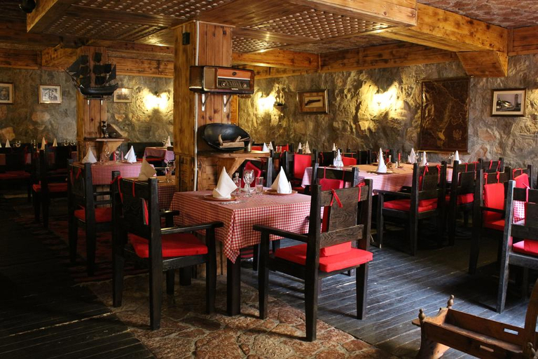 Food & Drinks 5, Crnogorska Kuca Hotel  Podgorica