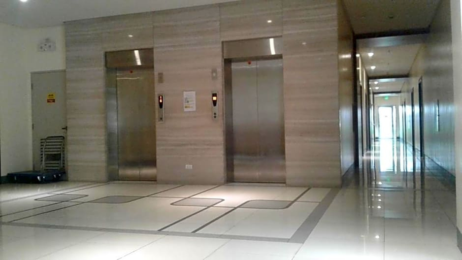 Public Area 3, One Palm Tree Apartments, Pasay City