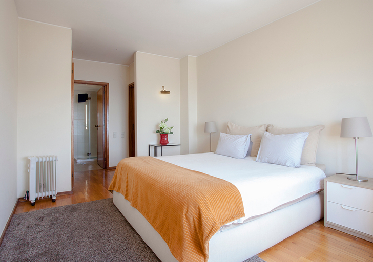 Bedroom, Liiiving in Porto | Sea & River View, Porto