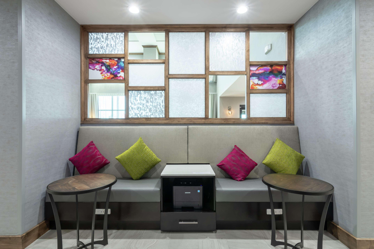 Public Area 2, Hampton Inn & Suites Dallas East, Dallas
