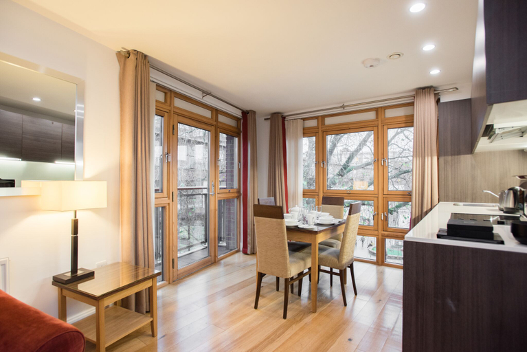 Public Area 5, PREMIER SUITES Bristol Cabot, Bristol