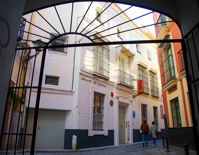 Exterior & Views 2, Overland Suites Catedral Luxury Apartments, Sevilla