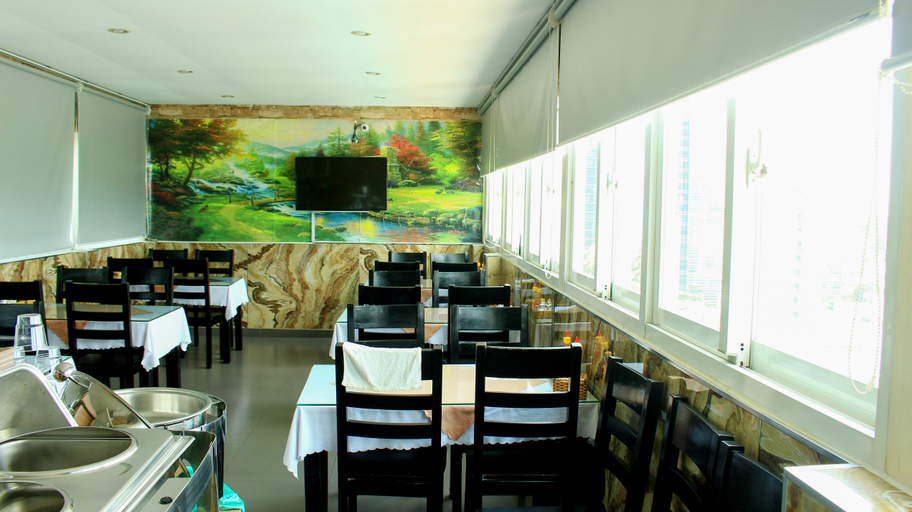 Food & Drinks 4, Rosa Centre Hotel, District 1