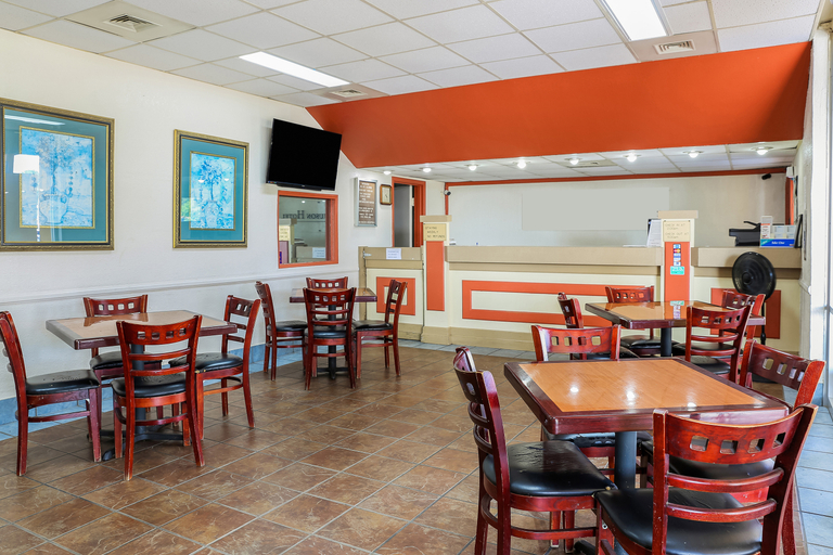 Food & Drinks 5, SPRINGWOOD HOTEL, Opelika I-85 Columbus Pkwy, Lee