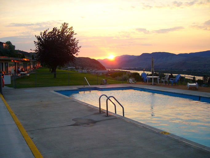 Sport & Beauty 5, Hospitality Inn, Thompson-Nicola