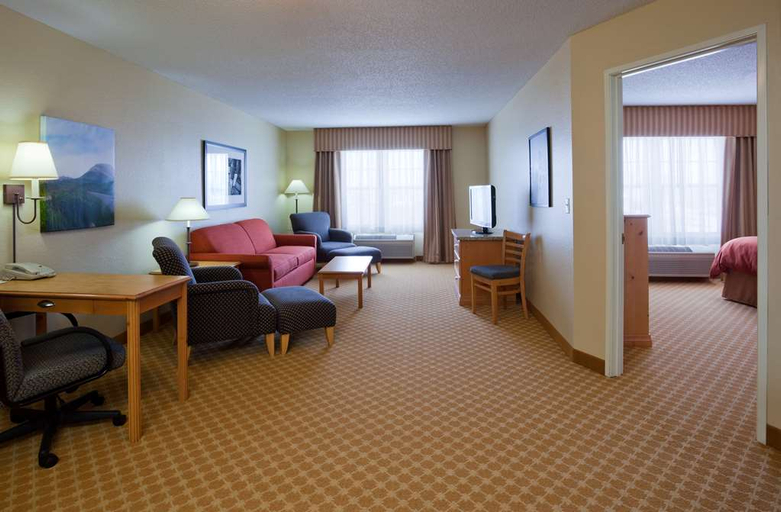 Public Area 2, Country Inn & Suites by Radisson, Pella, IA, Marion