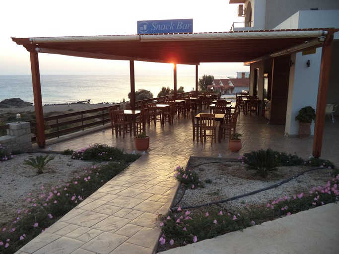 Food & Drinks, Falasarna Bay , Crete