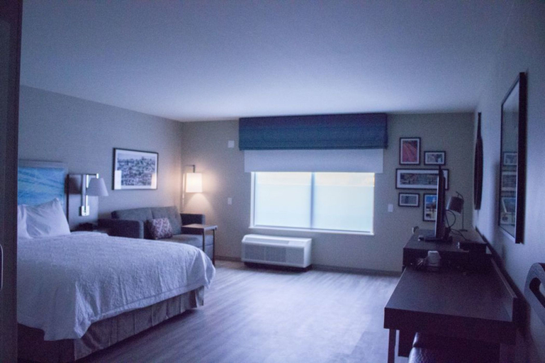 Bedroom 3, Hampton Inn & Suites Cranberry Pittsburgh, Butler