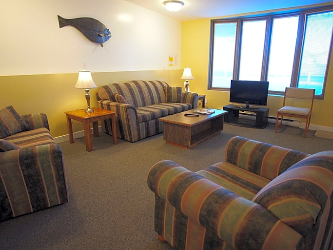 Public Area 3, West Coast Motel, Alberni-Clayoquot