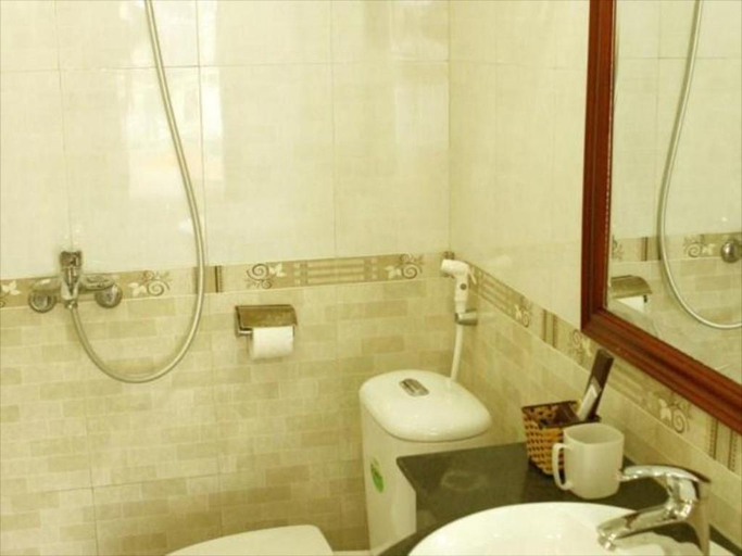Bathroom 4, Hoa Lu Hotel 2, Ninh Bình